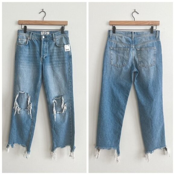 New! 𝅺FREE PEOPLE • Maggie Mid-Rise Straight-Leg Jeans in Light Stone - Picture 2 of 13